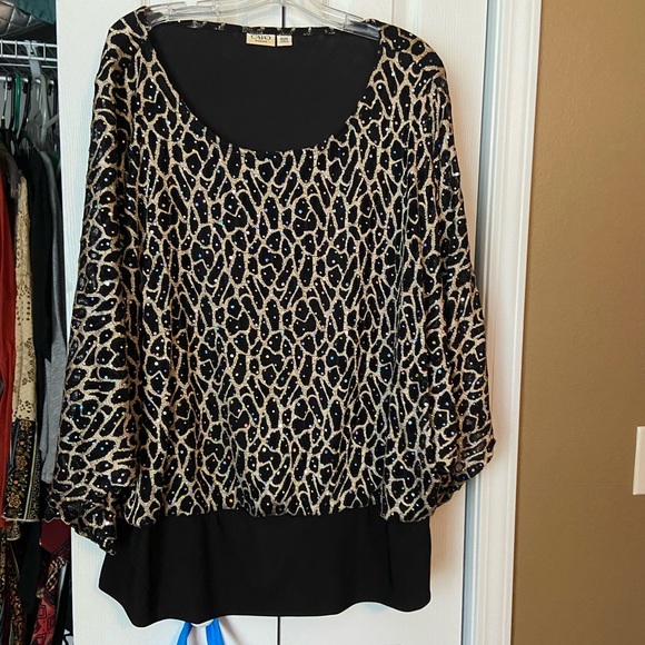 Sparkly Dolman - Picture 1 of 1